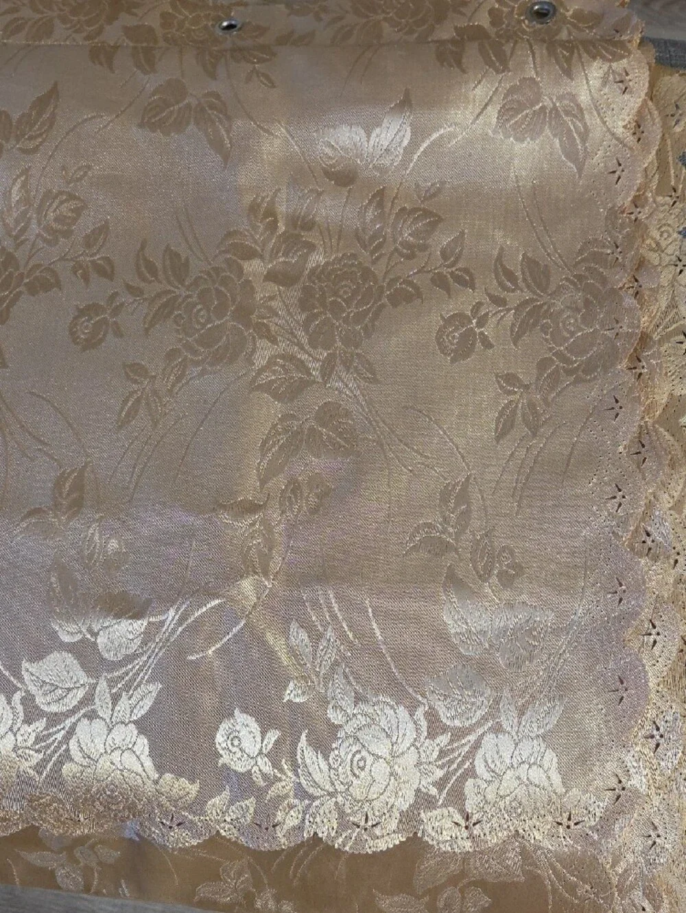 Floral Jacquard Scalloped Edge Shower Curtain